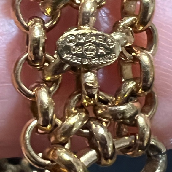 Chanel Necklace - Picture 3 of 16